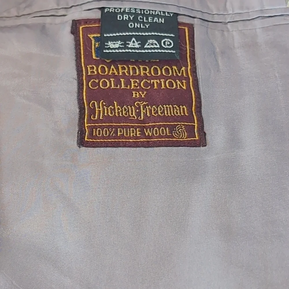 Hickey Freeman Tan Sz 48 Checkered Blazer Lavender Lining Boardroom Collection